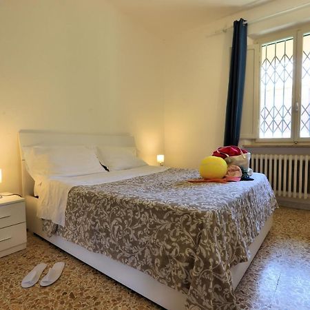 Bed & Parking Cecina Rooms Marina di Cecina Kültér fotó