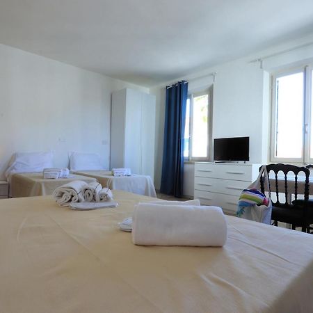 Bed & Parking Cecina Rooms Marina di Cecina Kültér fotó