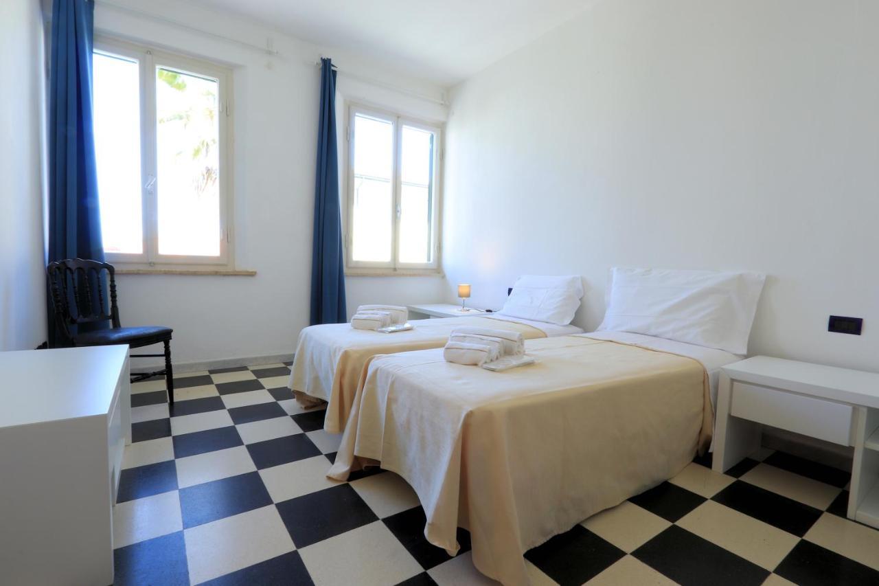 Bed & Parking Cecina Rooms Marina di Cecina Kültér fotó